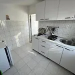 アパート Emko Apartmens