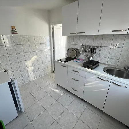 公寓 Emko Apartmens